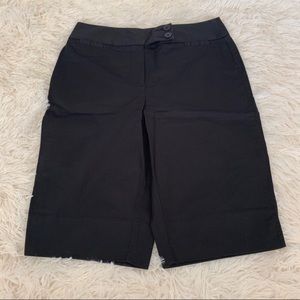 5/$25 ❤️Talbots Black Bermuda Shorts